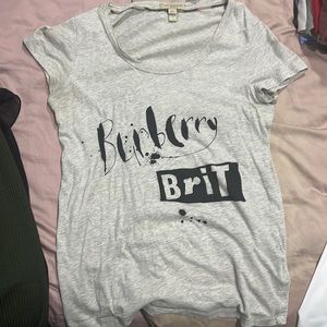 Burberry tshirt